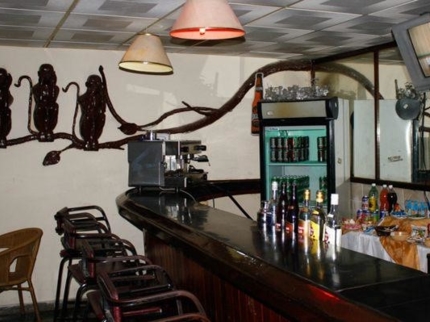 Lobby Bar Los Tres Monitos