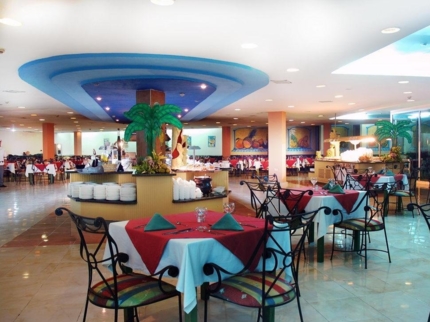 International Buffet Restaurant Flamboyán