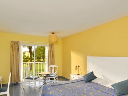 SUITE ROOM