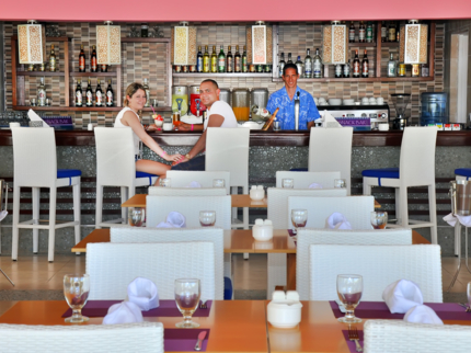 Pool Snack Bar El Bar