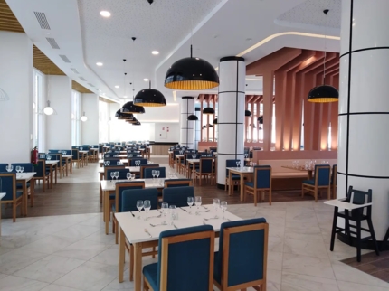 LA OLA Buffet Restaurant