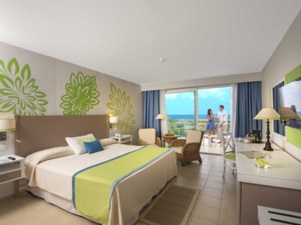 Superior Bay View Room