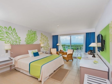 Superior Front Sea View Room
