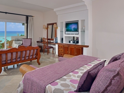 Sea View Royal Service Master Junior Suite Room