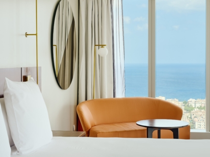 JUNIOR SUITE CITY VIEW Room