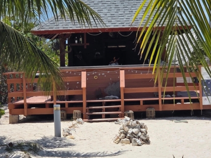 Cayo Picúas (Beach Bar)