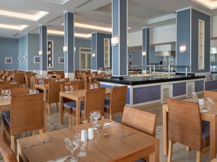 Cayo Las Loras (Buffet Restaurant)