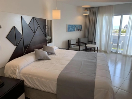 JUNIOR SUITE SEA VIEW ROOM