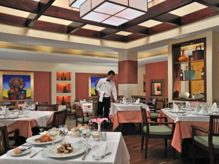 International Restaurant Los Caribes