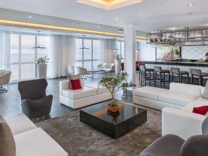 The Level lounge (Adultos)