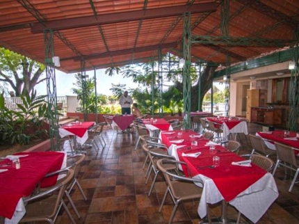 A la carte international restaurant