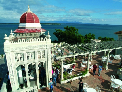 Terrace Bar Palacio de Valle
