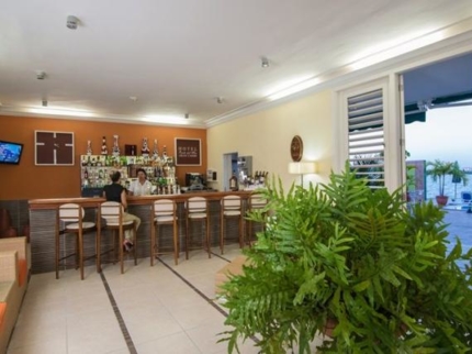 Lobby Bar