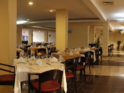 Buffet restaurant Arenas Blancas section