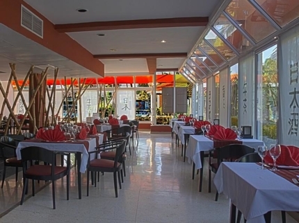 Oriental restaurant Arenas Blancas section