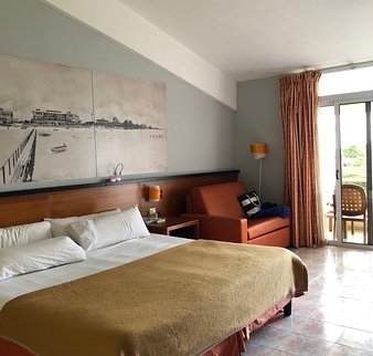 superior room