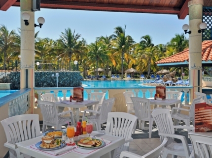 Pool Snack Bar Grumete (Sol Sirenas)