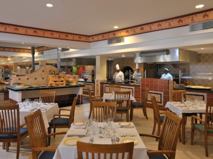 Buffet Restaurant Timonel (Sol Sirenas)