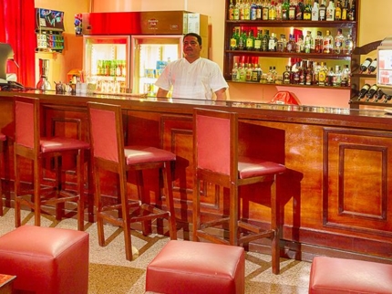 Bar-Cafeteria