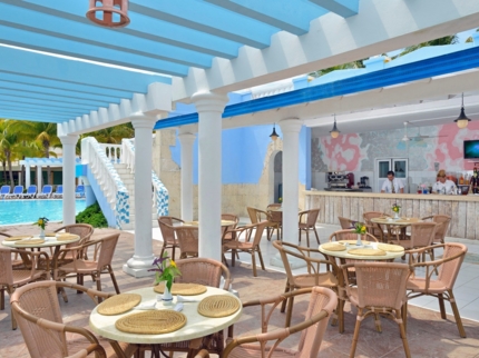 La Cascada Pool Snack Bar