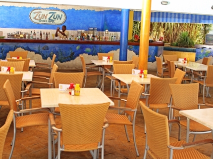 Pool Snack Bar Zun Zun