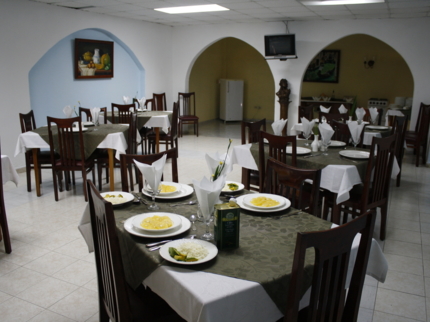 A la carte international restaurant