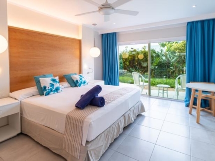 DELUXE STANDARD GARDEN VIEW Room