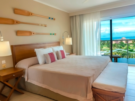 SUPERIOR POOL VIEW Room