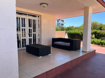 Casa 3304 Los Delfines, Avenida Playa