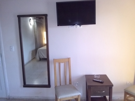 CASA EN LA PLAYA (5 habitaciones con baño privado)