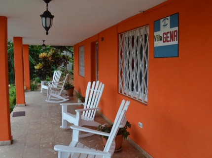 Villa Gena, SALVADOR CISNEROS, No. 209
