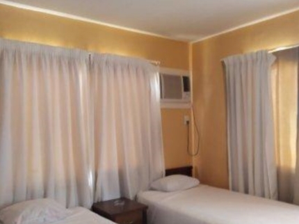 CONDOMINIO EN LA PLAYA (9 habitaciones con baño privado)