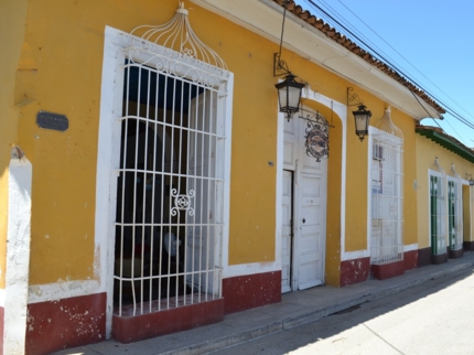 Casa Muñoz, JOSÉ MARTÍ (Jesús María), No. 401