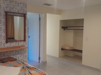 CASA EN LA PLAYA (7 habitaciones con baño privado)