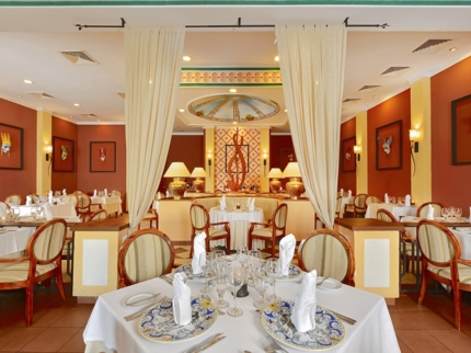 Italian Restaurant Los Mármoles