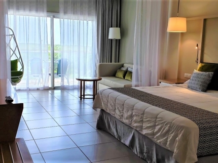 JUNIOR SUITE ROOM