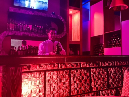 Extravaganza Bar