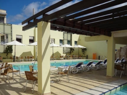Pool Snack Bar