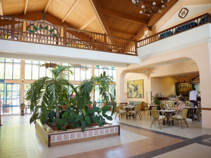 Lobby Bar