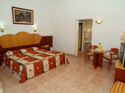 Bungalow Room