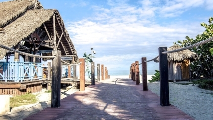 Beach Grill & International Restaurant El Viejo y El Mar