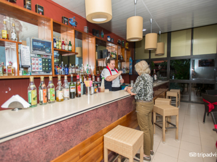 Lobby bar